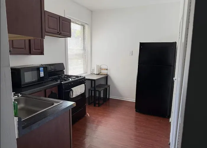 Appartamento 2 Bedroom Near U Campus & The Lakefront!